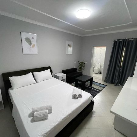 Hotel Villa Ferrari Tirana Extérieur photo