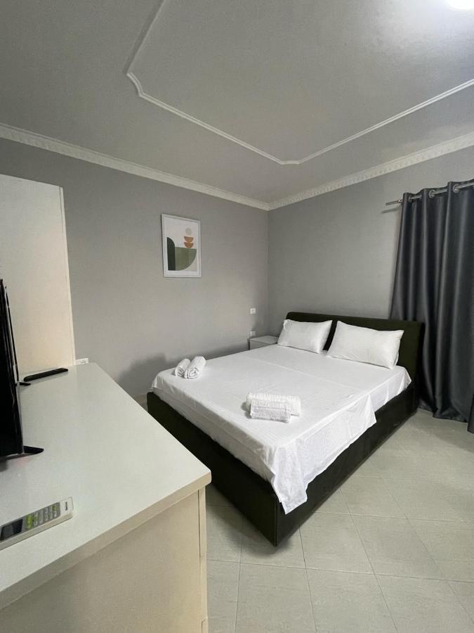 Hotel Villa Ferrari Tirana Extérieur photo