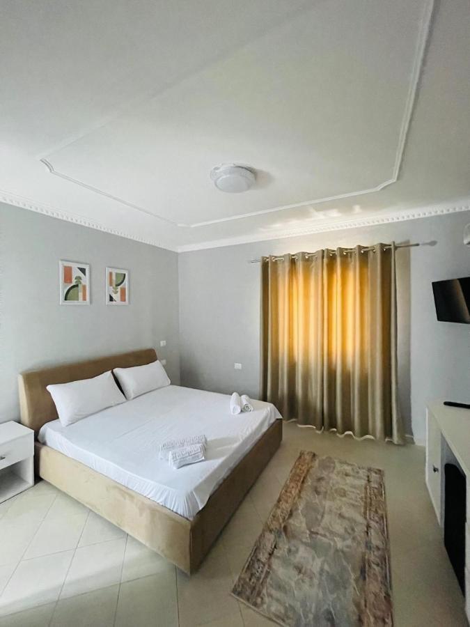 Hotel Villa Ferrari Tirana Extérieur photo